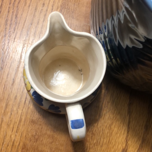 REDWING Mini pitcher 3.5โ tall Vintage Hand Painted POTTERY - Picture 5 of 5